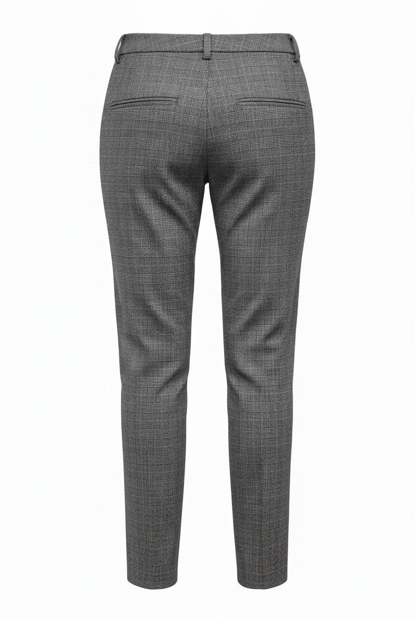 Straight leg pull-on check Capri Pant #6146 CHECK