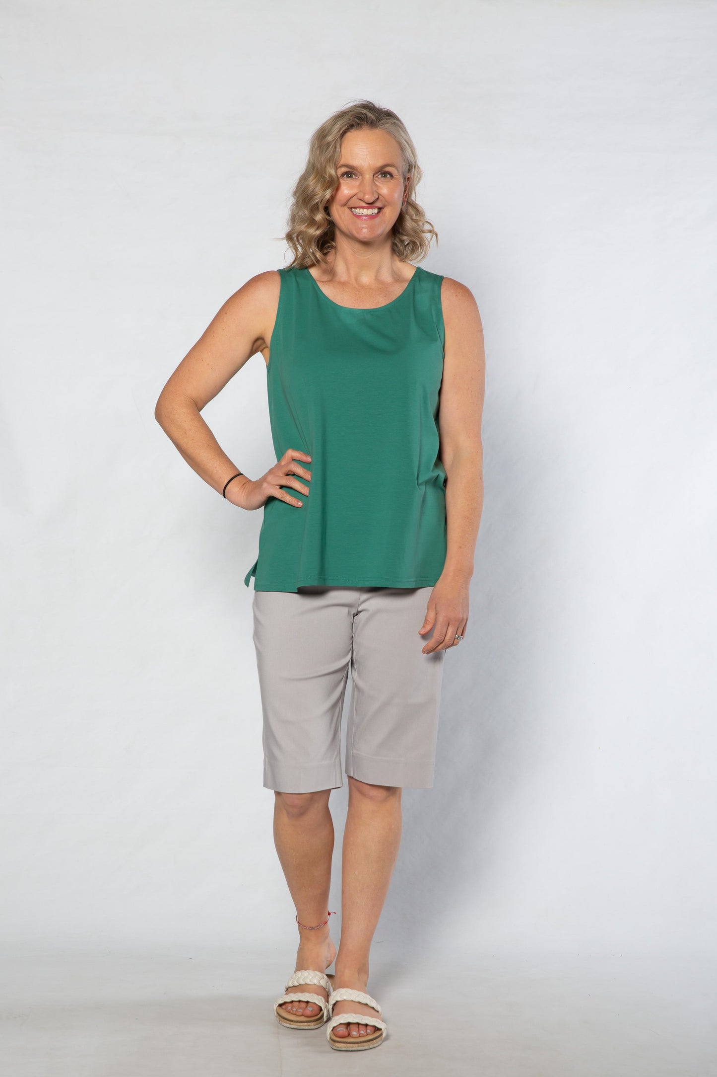 Pull on bengaline knee length short #6255 Grey Mist