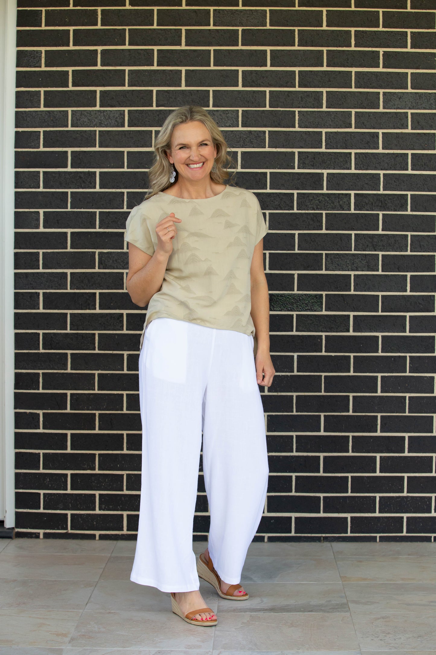 Tencel Linen Extended Cap Sleeve Textured Jacquard Scoop Hem Top #613 - Natural