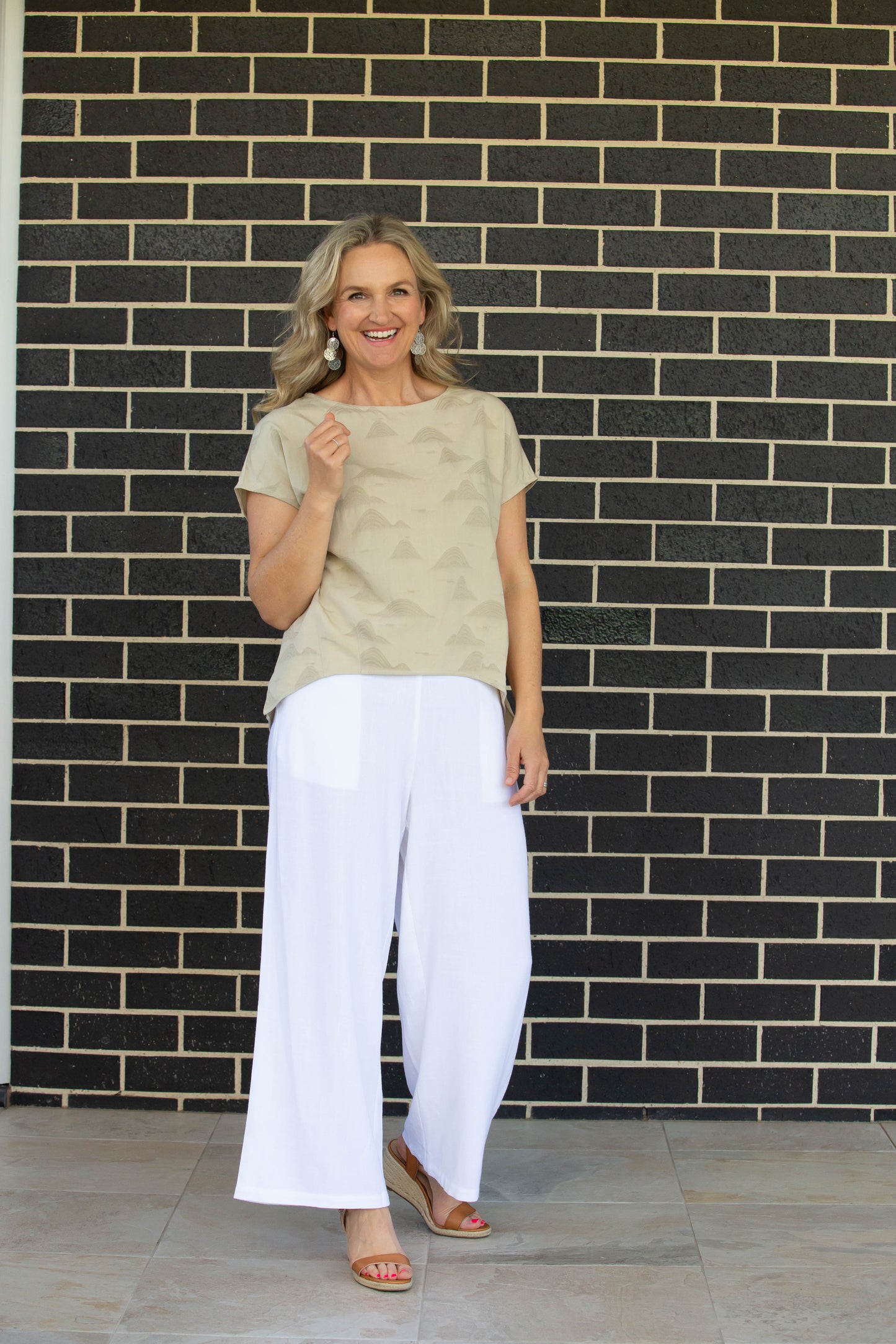 Tencel Linen Extended Cap Sleeve Textured Jacquard Scoop Hem Top #613 - Natural