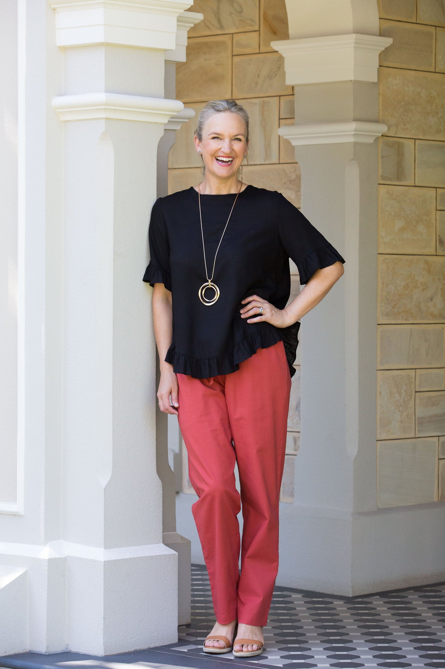 Linen Blend Short sleeve top with ruffle sleeve and hem edge finish #493 - Black