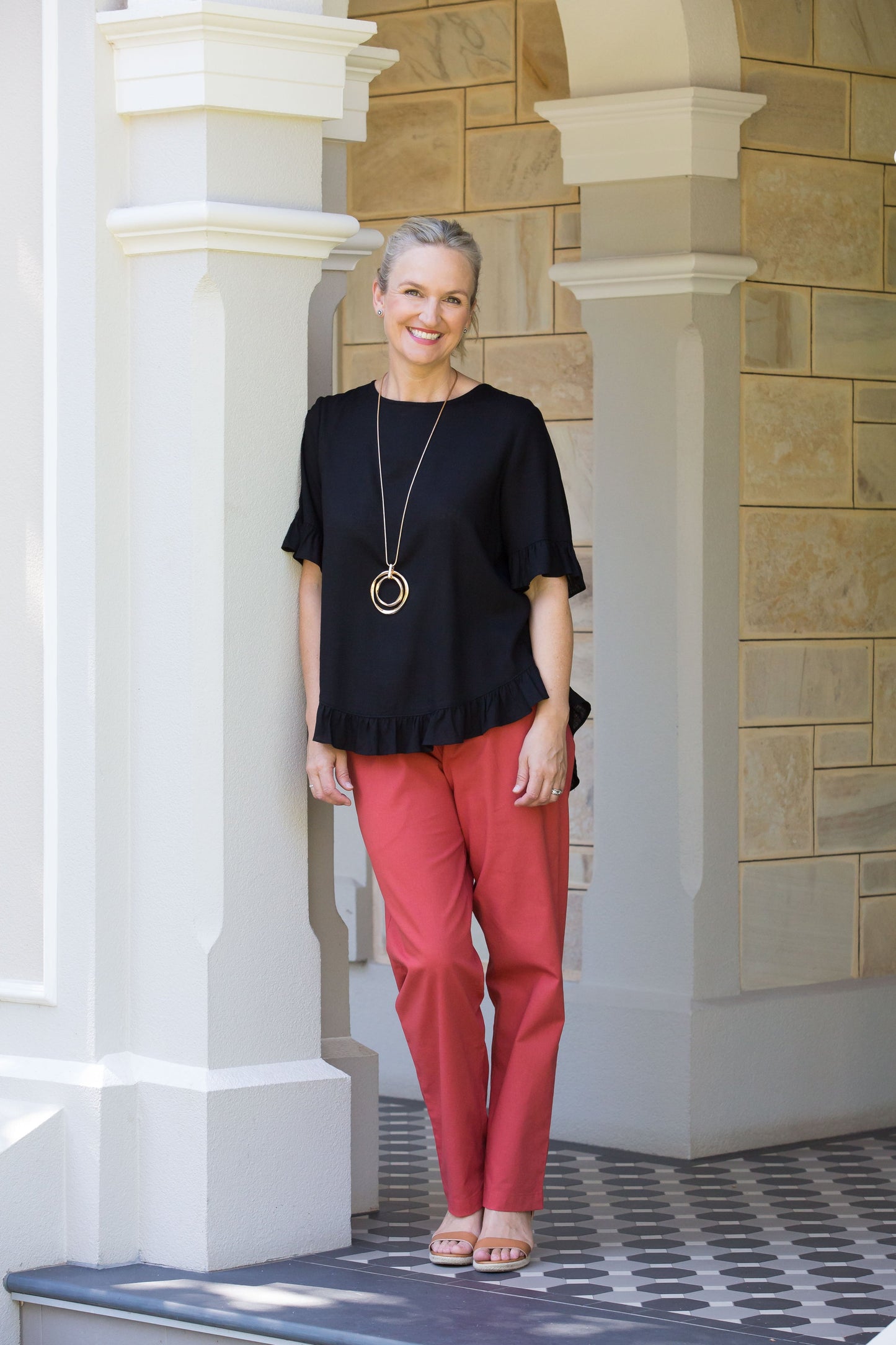 Linen Blend Short sleeve top with ruffle sleeve and hem edge finish #493 - Black