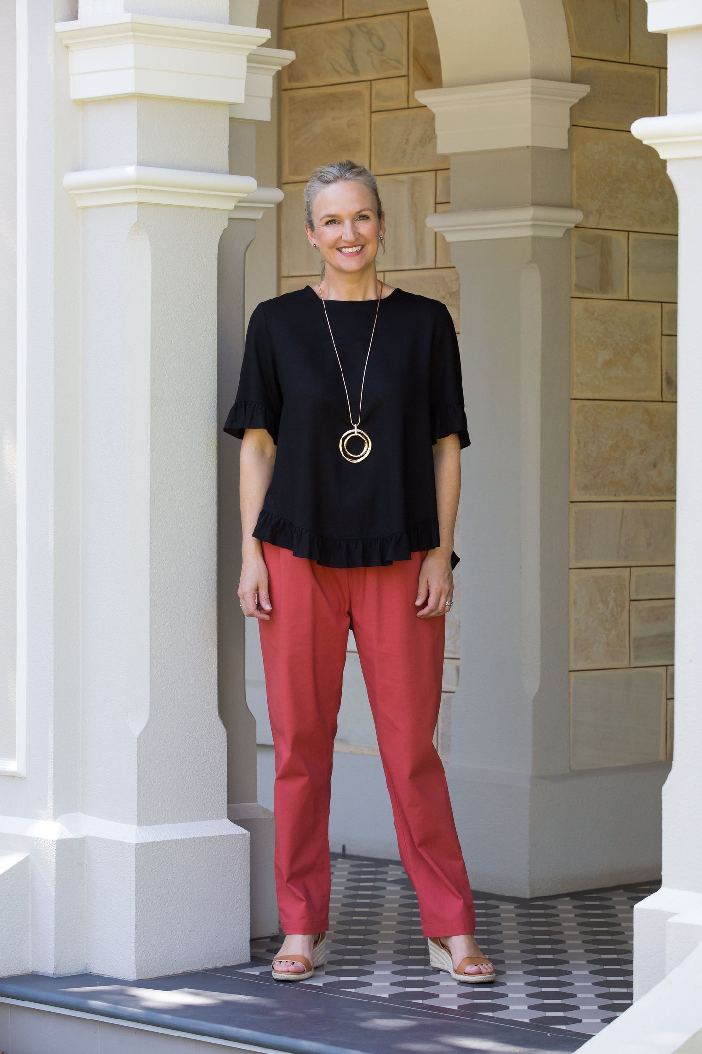 Linen Blend Short sleeve top with ruffle sleeve and hem edge finish #493 - Black