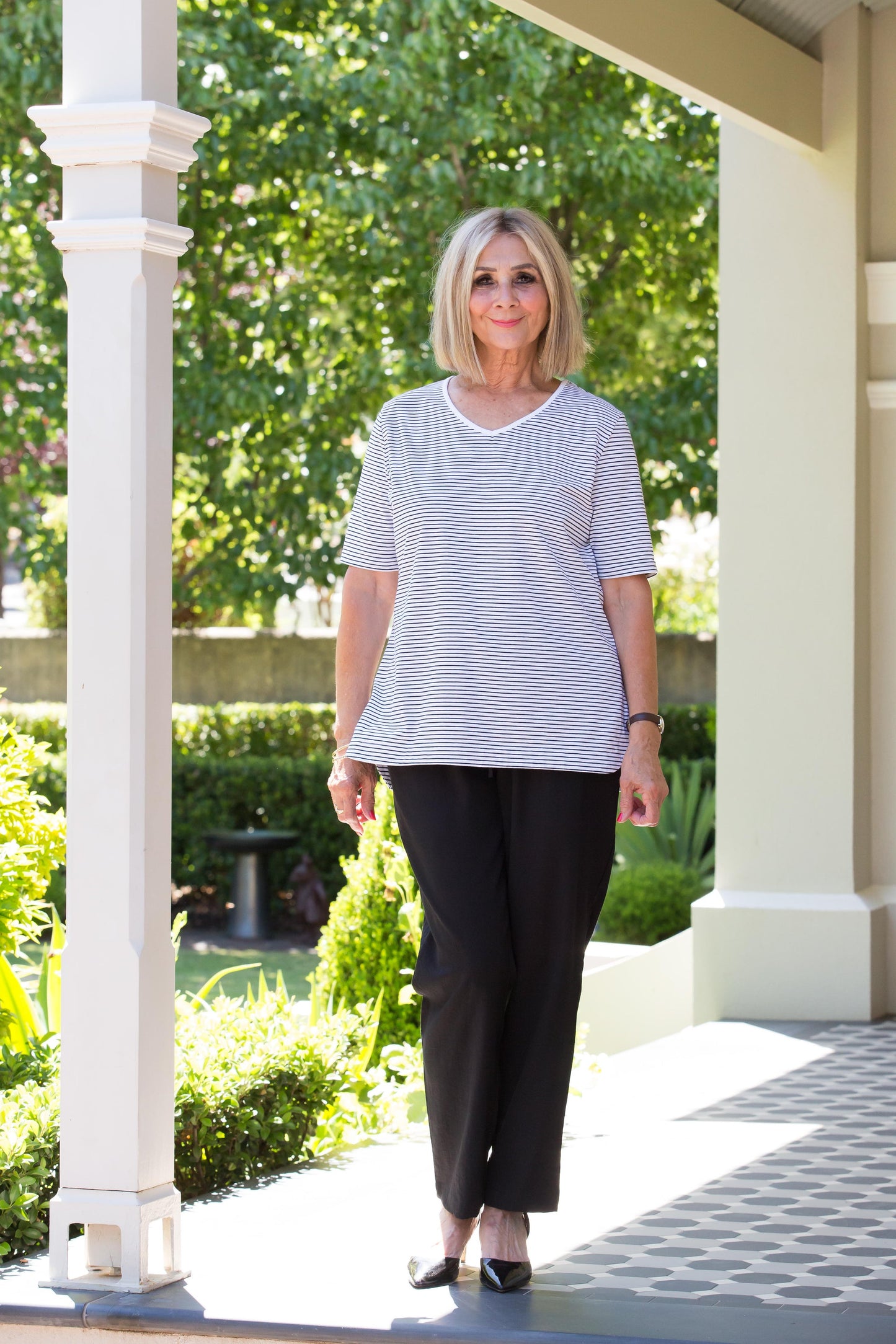 Straight leg Drawstring Pull-on style pants with side seam pockets #6126 Navy