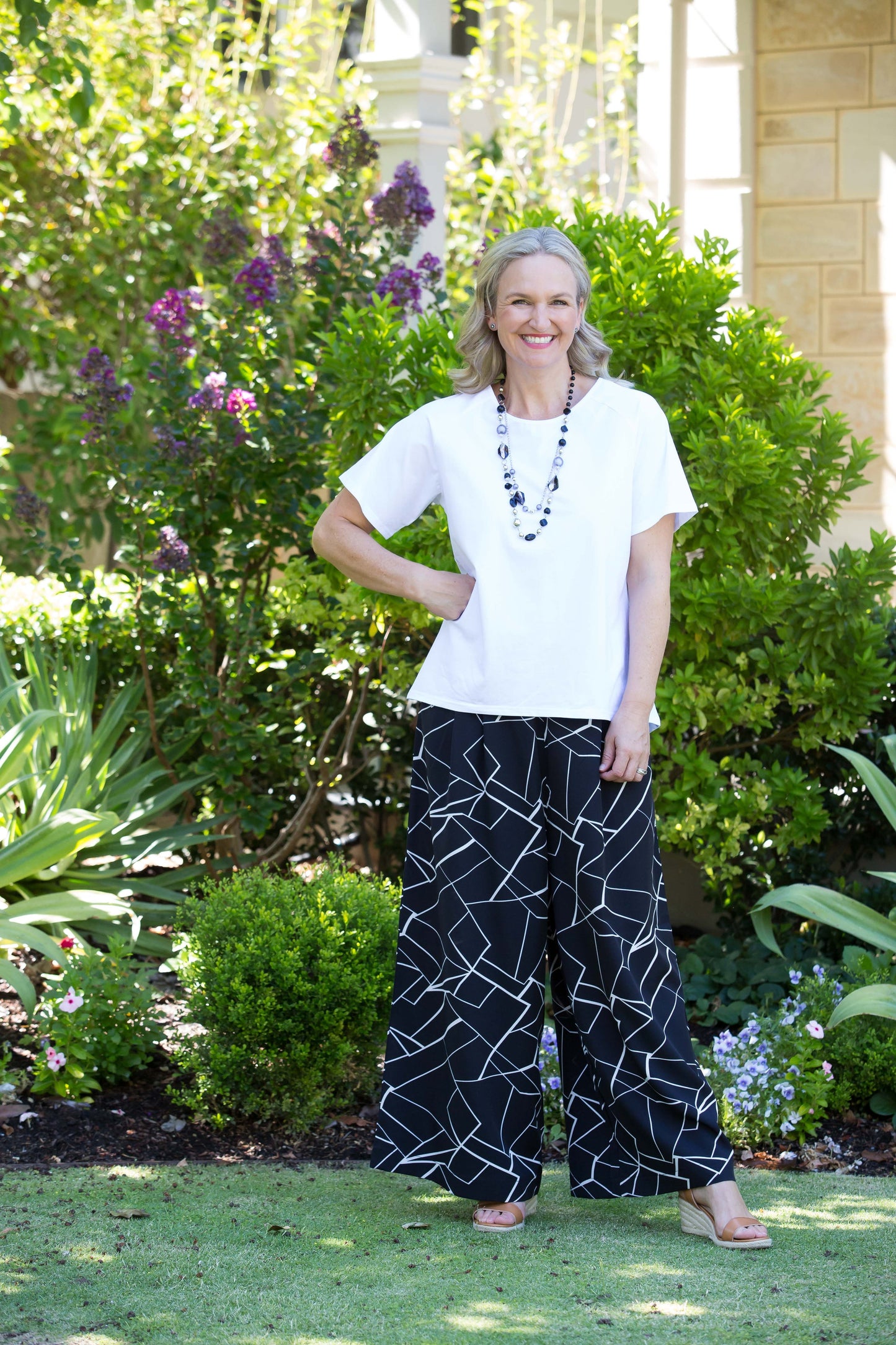 Relaxed Wide Leg, 7/8 length Printed Pant with pockets #6200 - Black