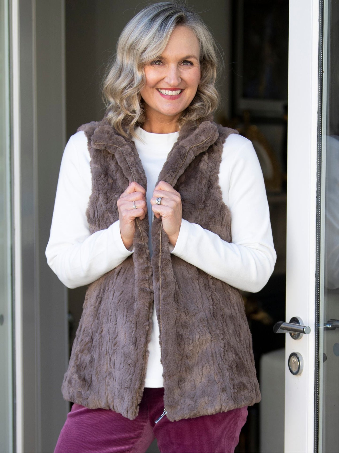 Super Soft Faux Fur Vest with Zip Opening #2000 - Latte
