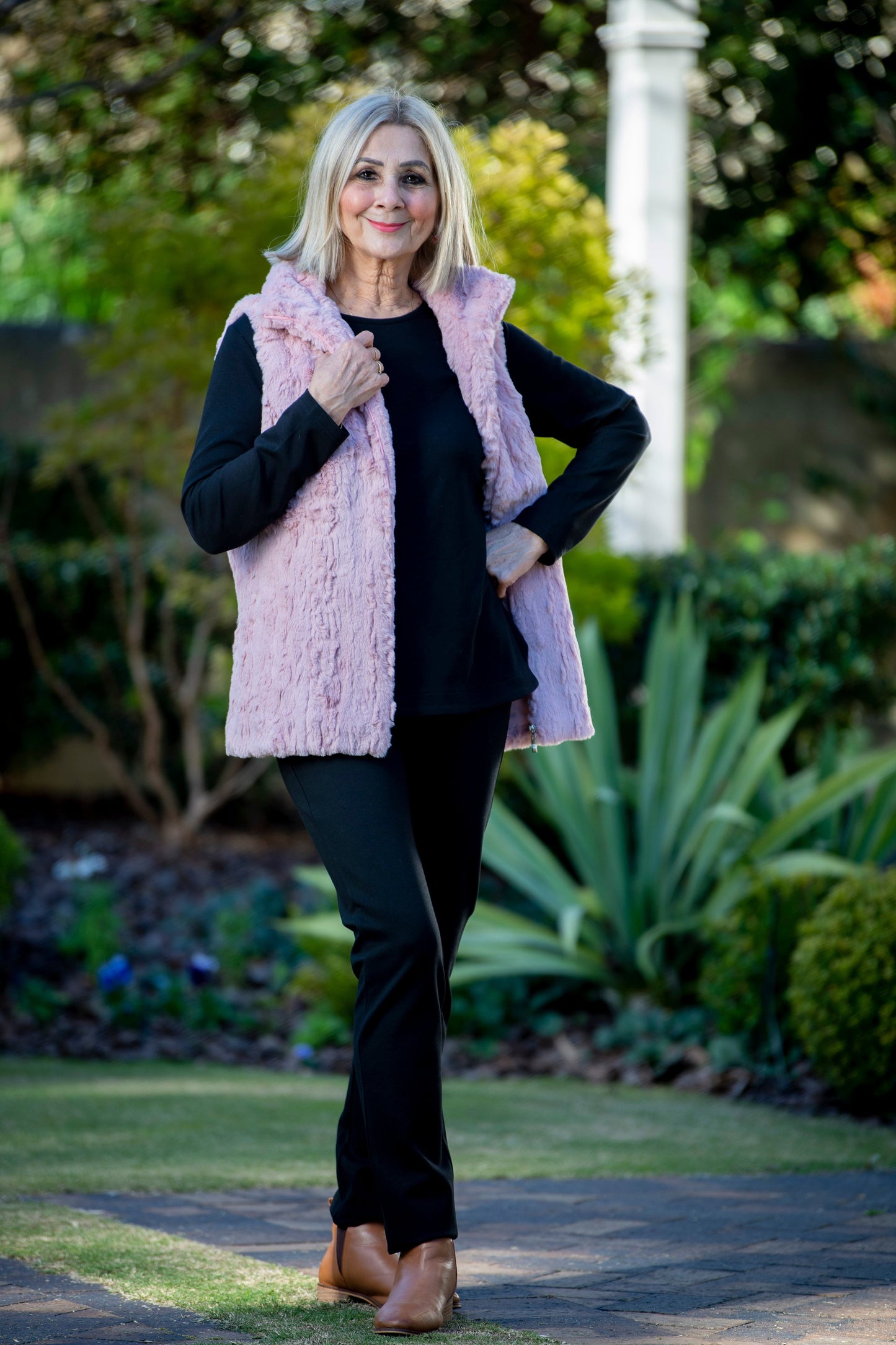 Faux Fur Vest with Zip Opening #2000 - Pink