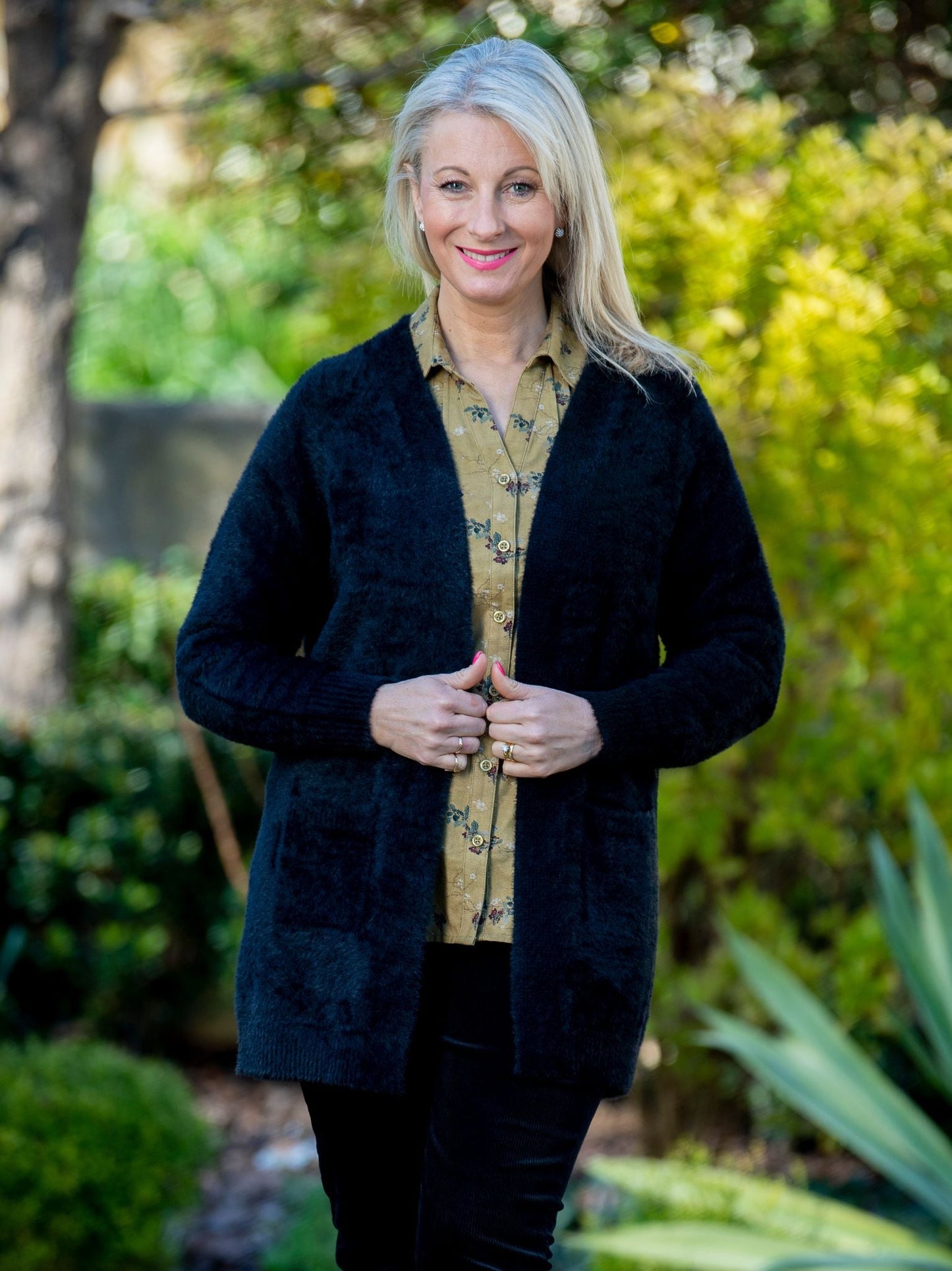 Soft Cosy "bunny" yarn cardigan with patch pockets #5380 Black