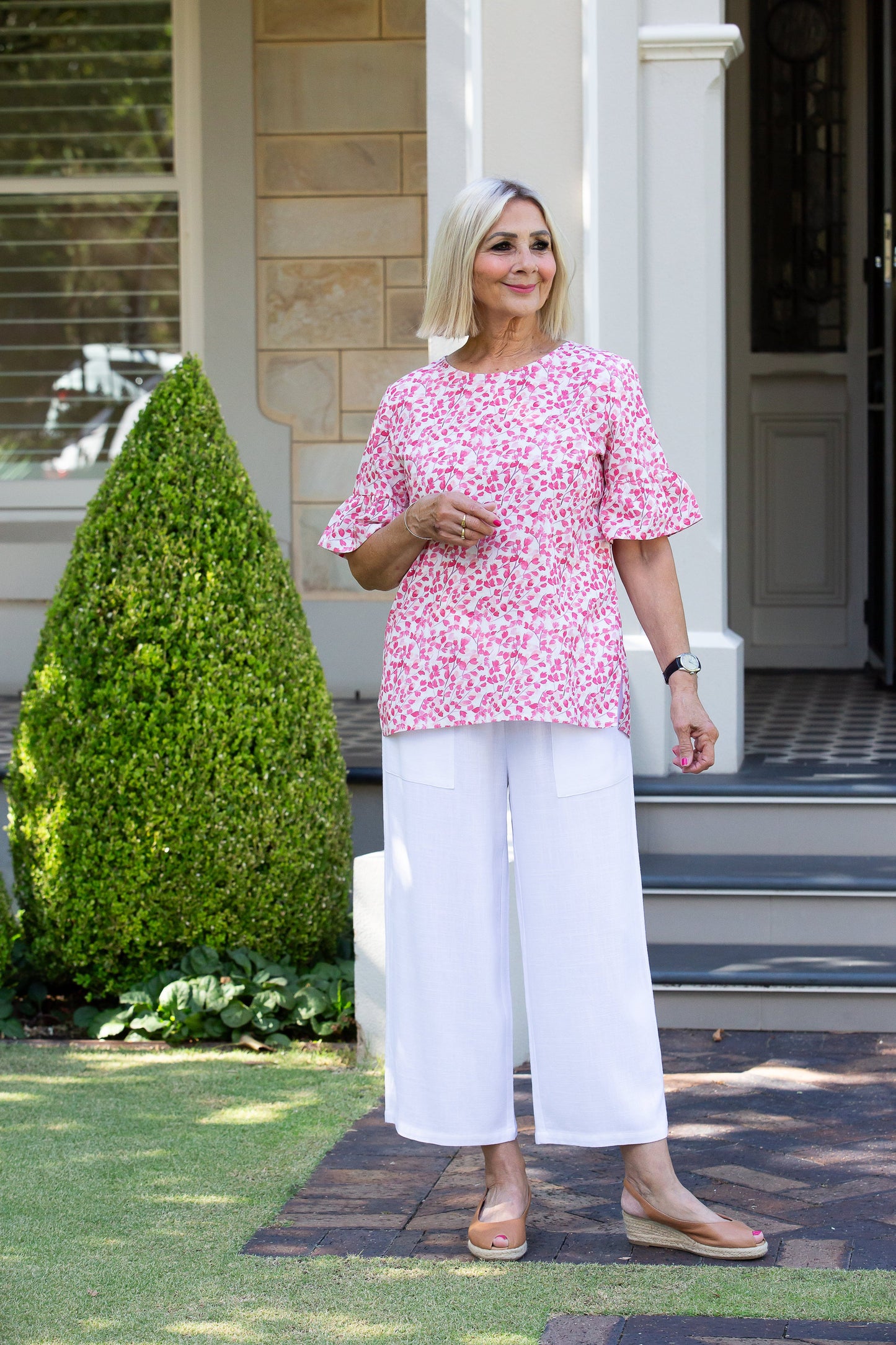 Bell Cuff Fine Leaf print top with ruffle sleeve finish #385 - Pink