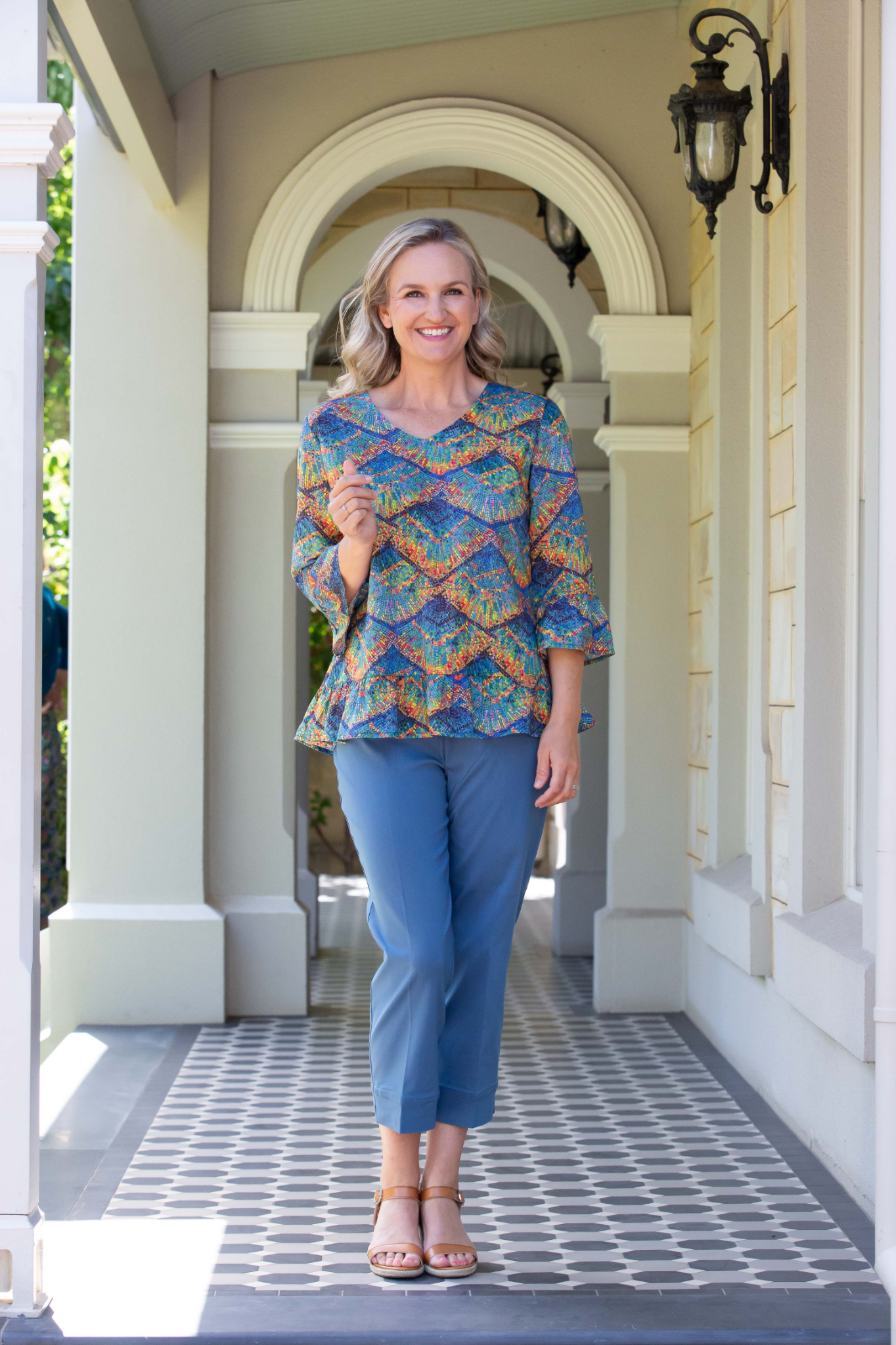 3/4 Bell sleeve print top gathered hem edge finish #568 - Mosaic