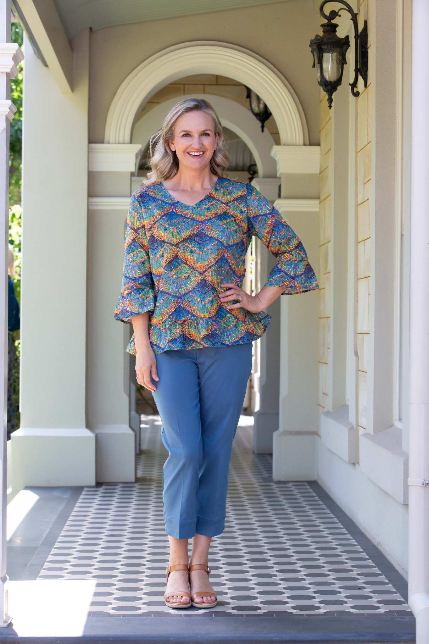 3/4 Bell sleeve print top gathered hem edge finish #568 - Mosaic