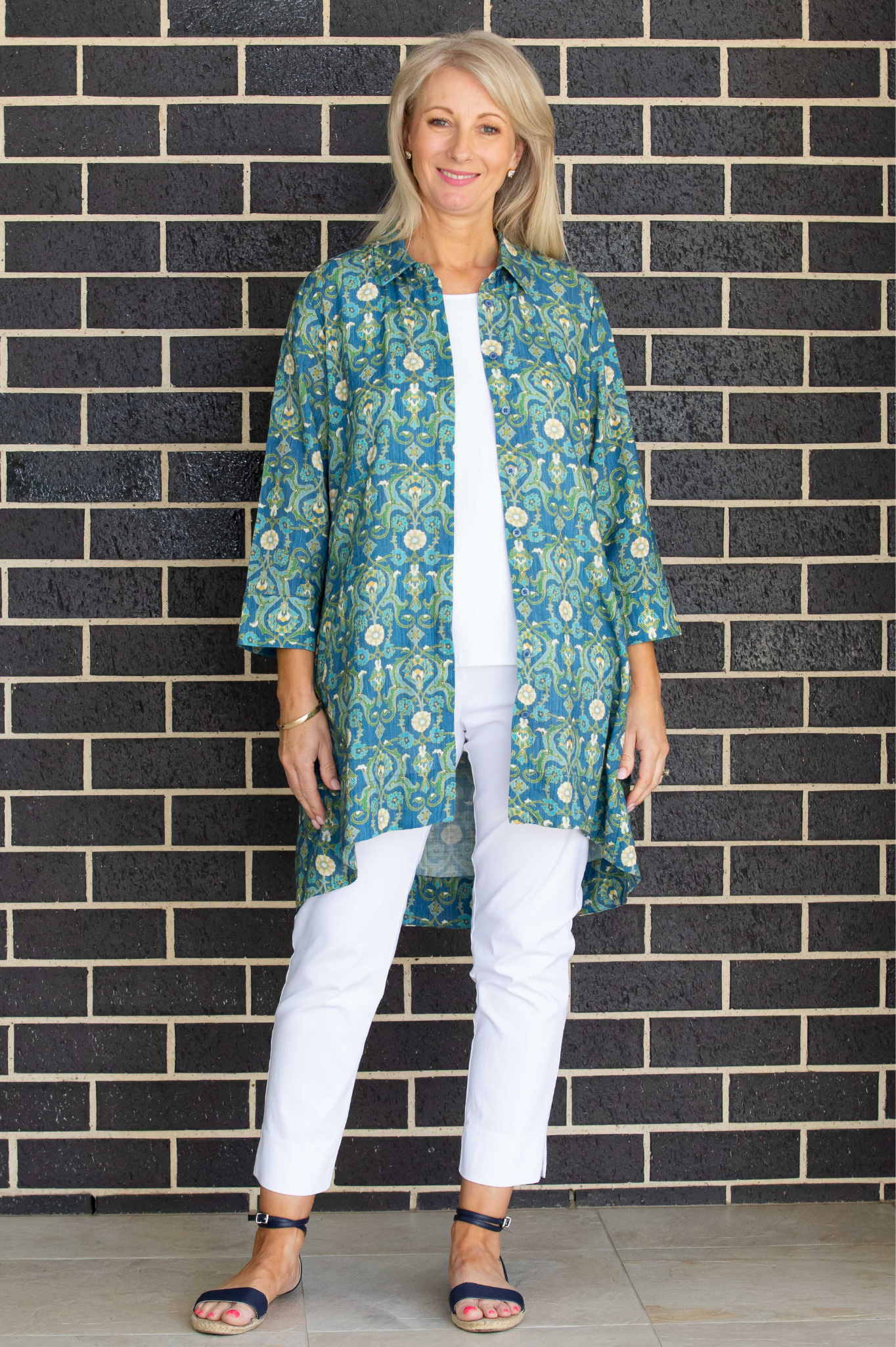 Hi-Lo hem Cotton blend "William Morris" print longline Shirt/Jacket with Pockets #3996 - Blue