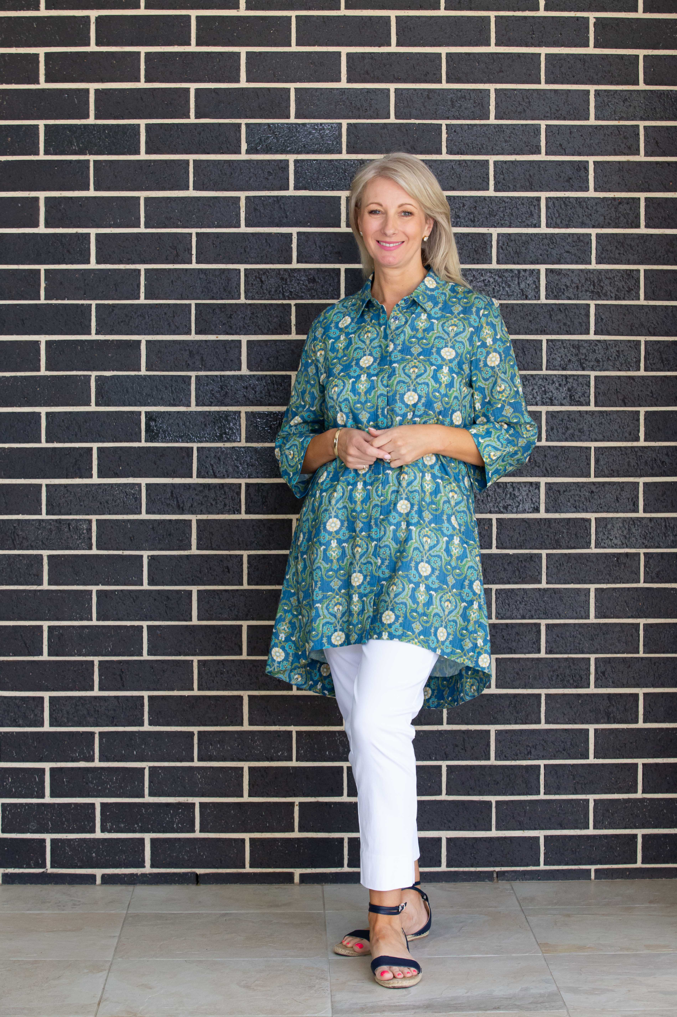 Hi-Lo hem Cotton blend "William Morris" print longline Shirt/Jacket with Pockets #3996 - Blue