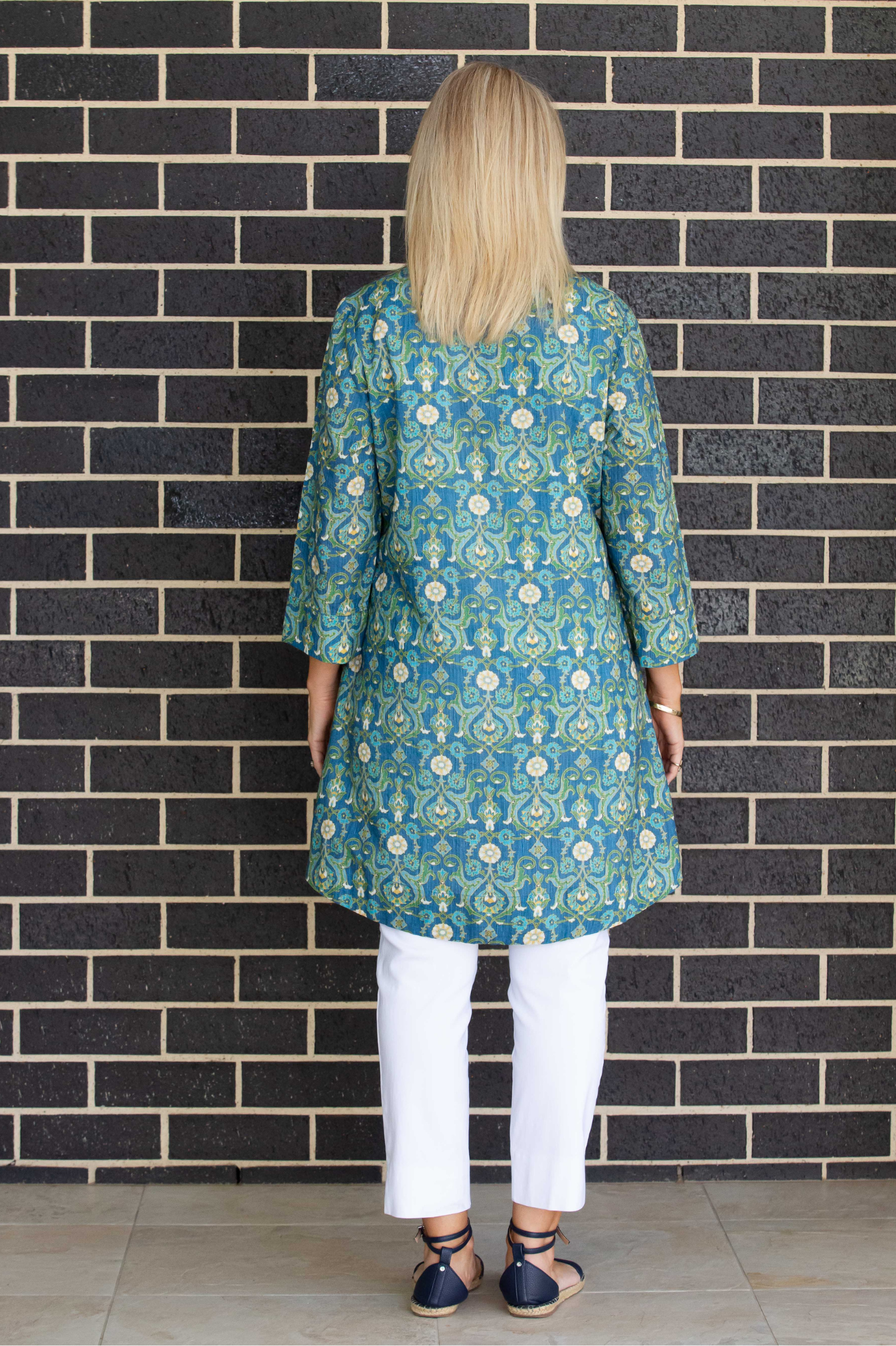 Hi-Lo hem Cotton blend "William Morris" print longline Shirt/Jacket with Pockets #3996 - Blue