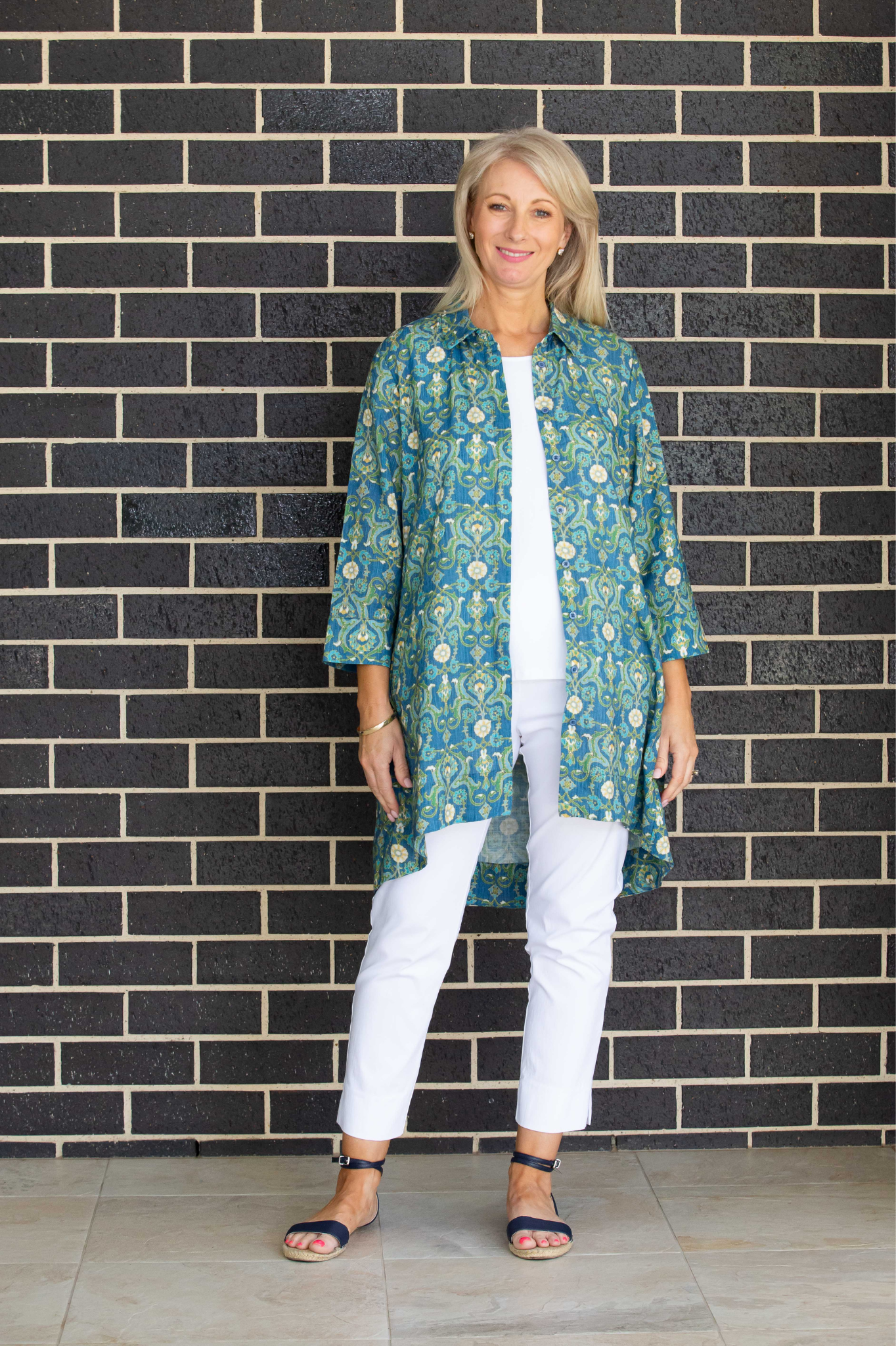 Hi-Lo hem Cotton blend "William Morris" print longline Shirt/Jacket with Pockets #3996 - Blue