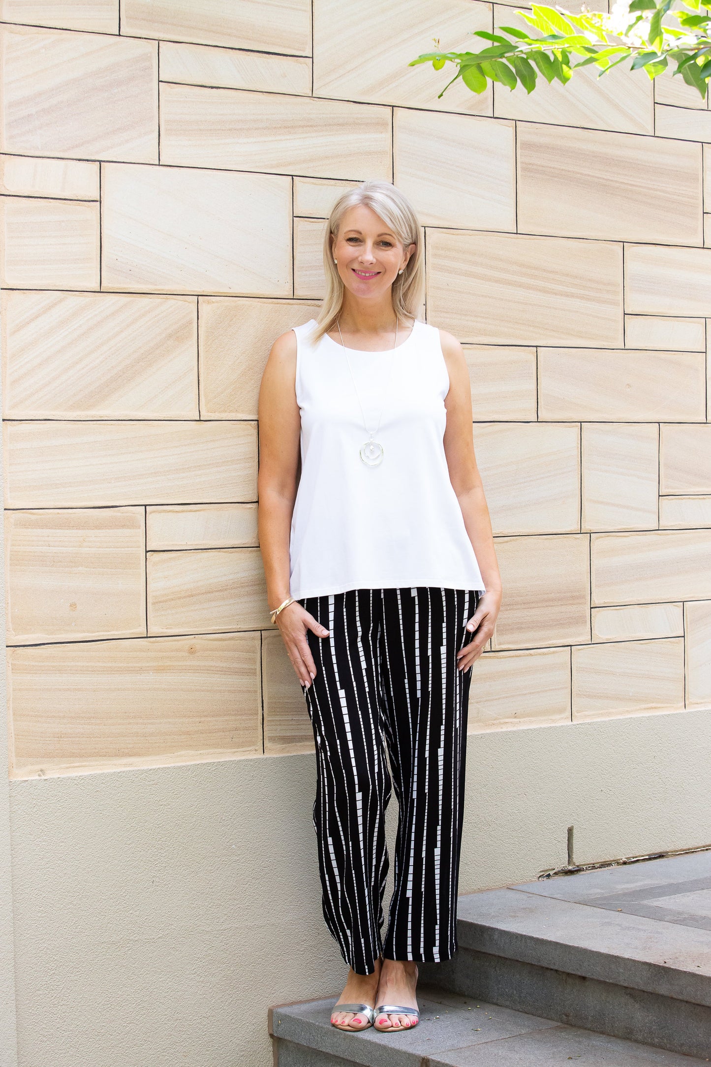 Sleeveless stretch cotton top #115 White