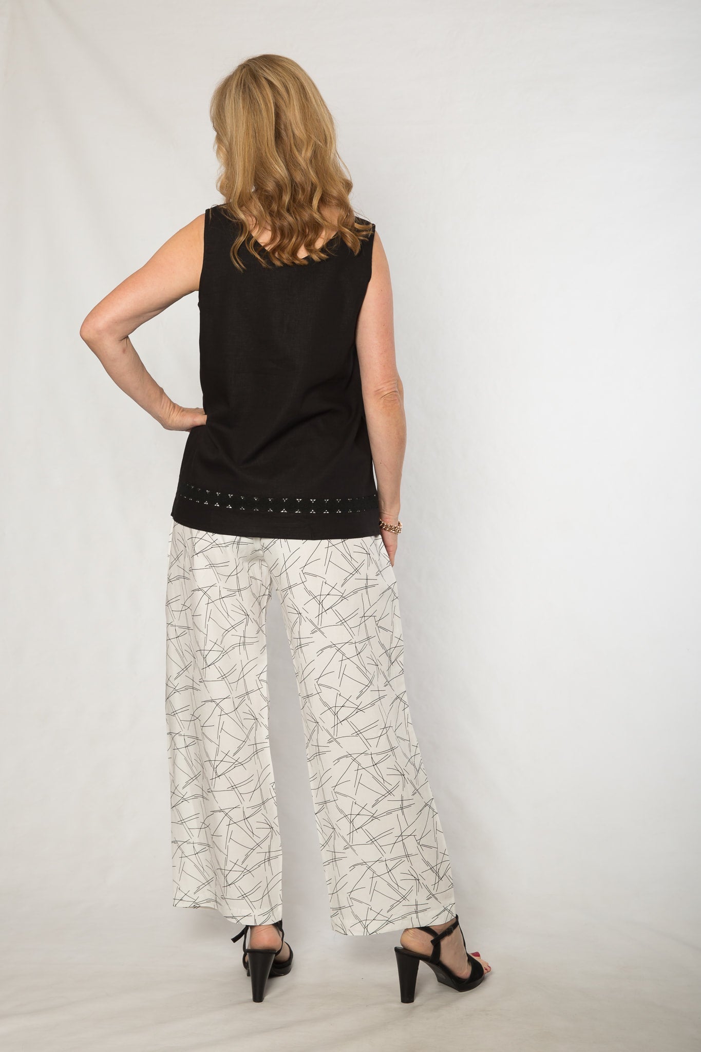 Linen viscose lace trim v-neck top #295 Black