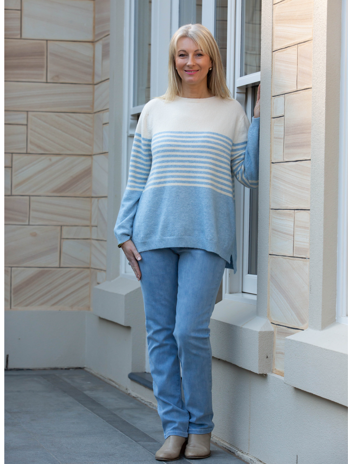 Straight leg 5pkt stretch denim jean #6945 Icewash