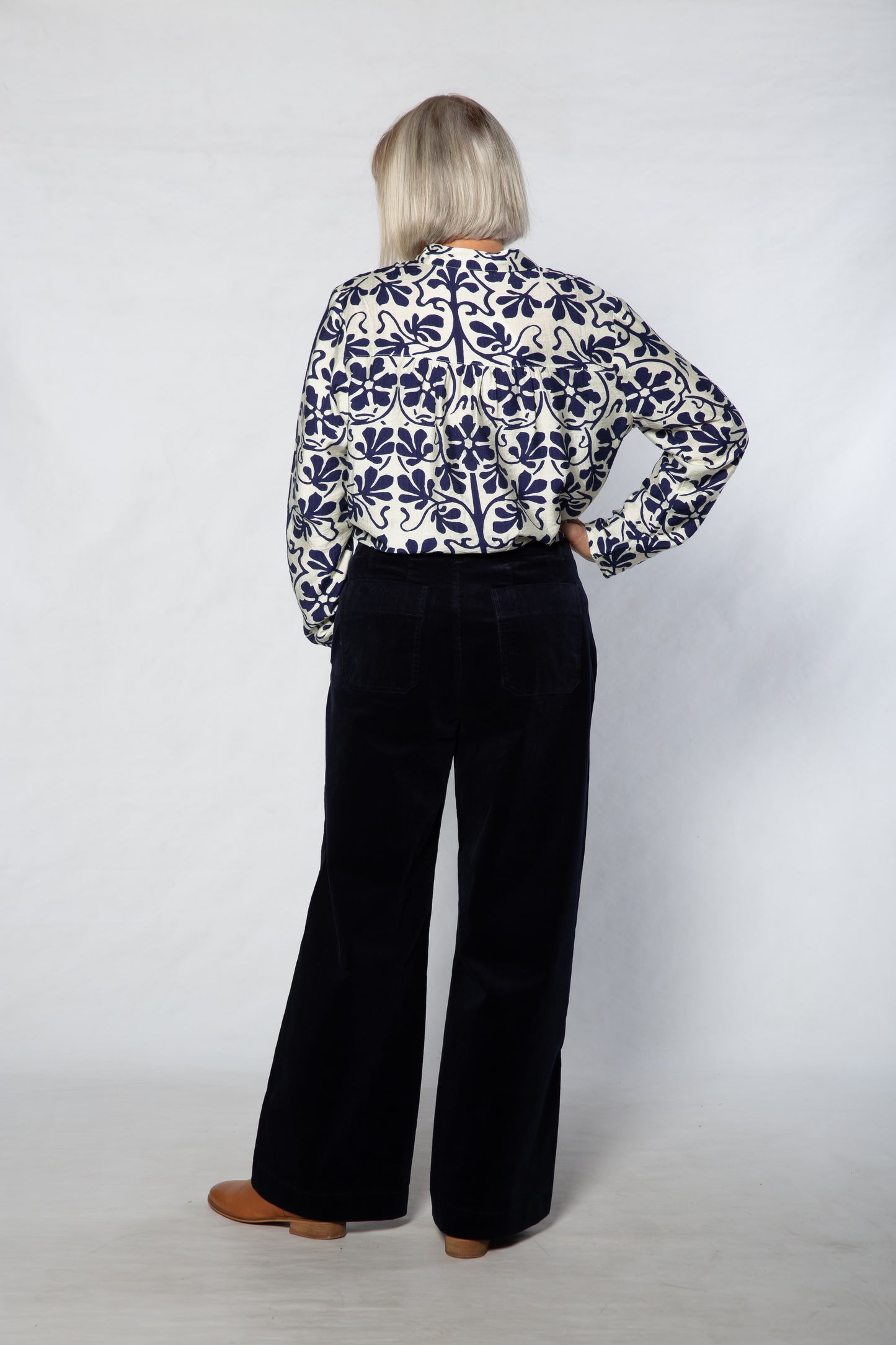 Monotone Floral Print Tunic Shirt with Mandarin Collar #3684 - Black/White