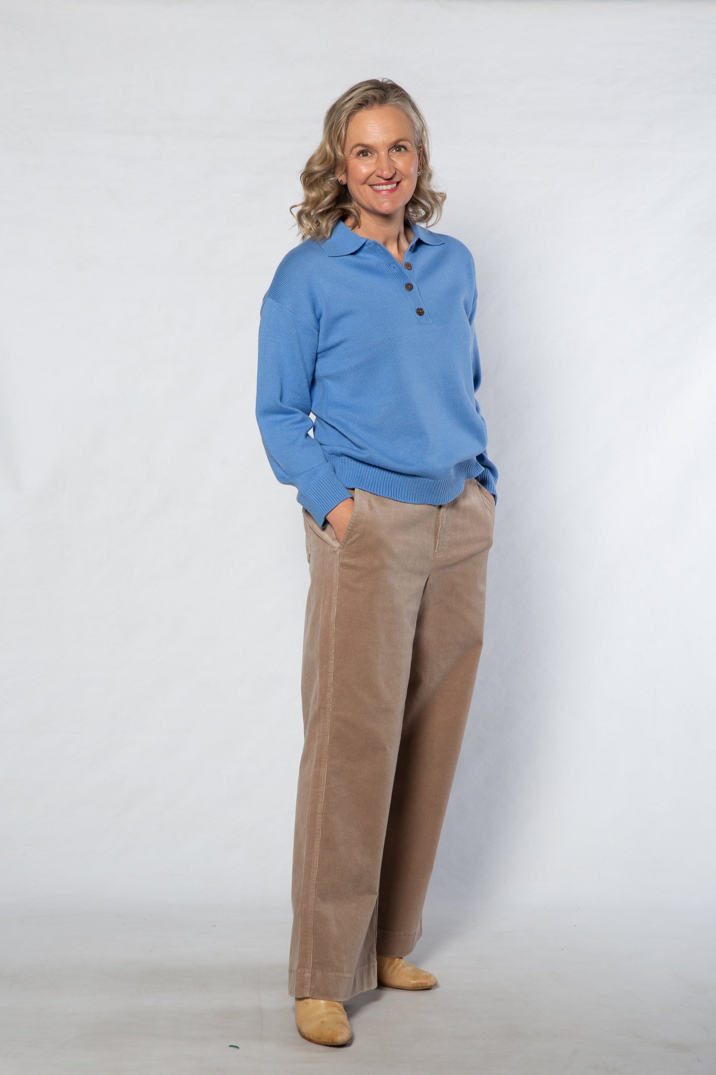 Knit sweater with collar and button neck opening 5563-BLUE