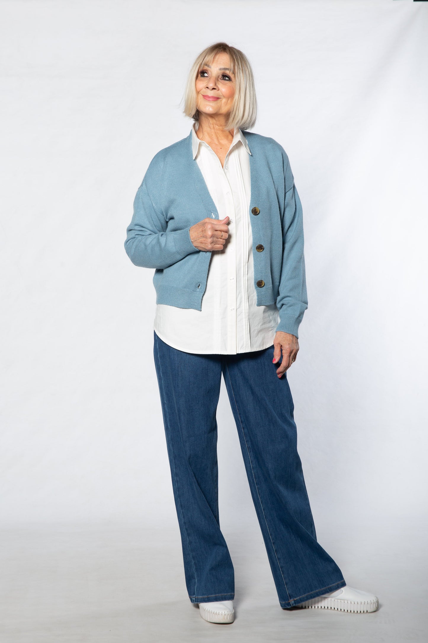 V-Neck 3 button cardigan #5802 - BLUE