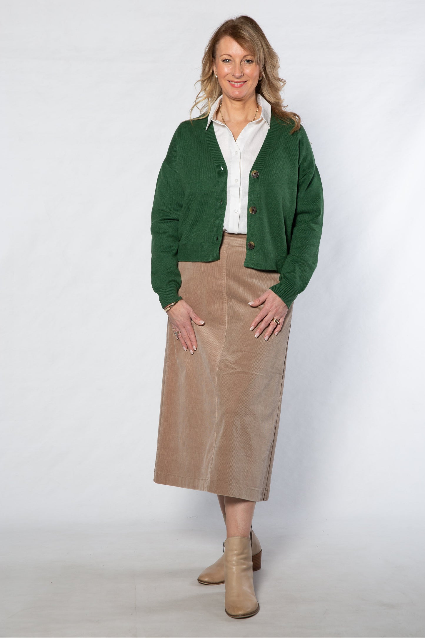 V-Neck 3 button cardigan #5802 - GREEN