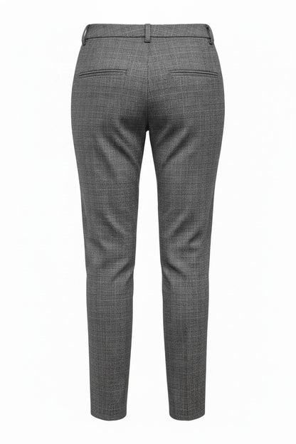 Straight leg pull-on check Capri Pant #6146 CHECK