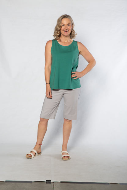 Pull on bengaline knee length short #6255 Grey Mist