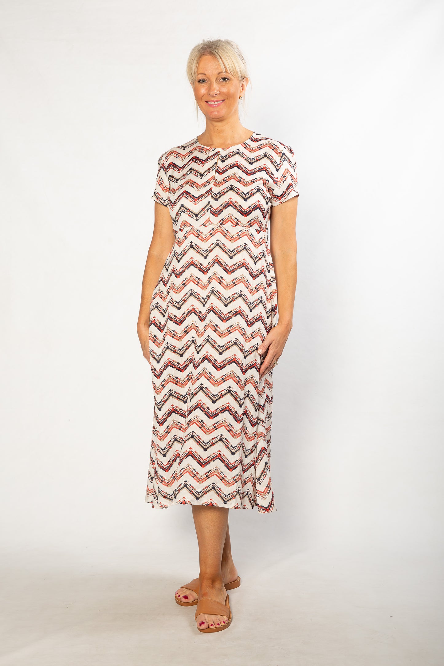 Cotton blend Kehole zig zag print  Dress with short sleeve 7250 Paprika