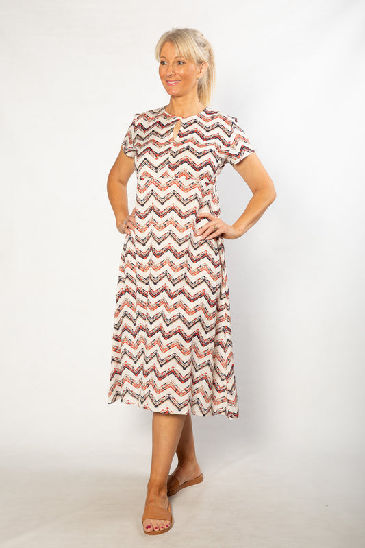 Cotton blend Kehole zig zag print  Dress with short sleeve 7250 Paprika