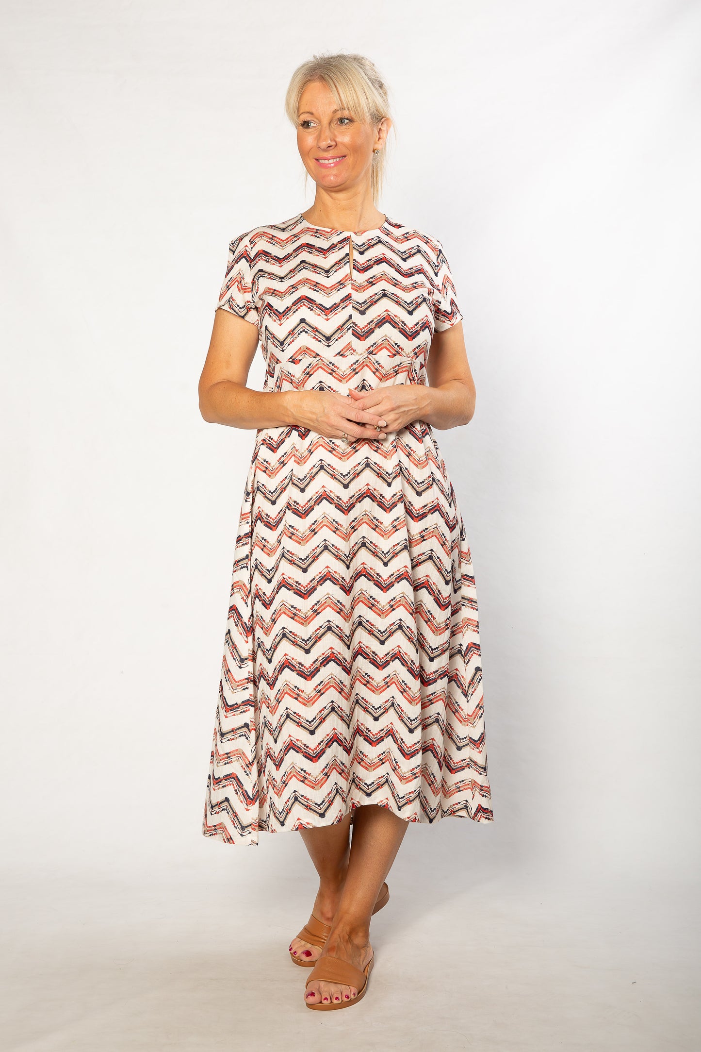 Cotton blend Kehole zig zag print  Dress with short sleeve 7250 Paprika